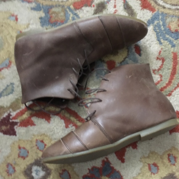 Brown Leather Ankle Boots - Picture 4 of 7
